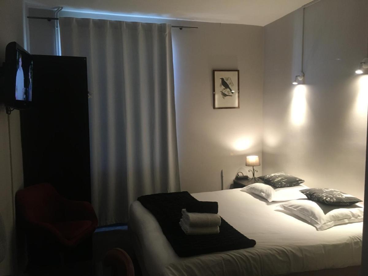Au Chabichou Hotell Niort Eksteriør bilde