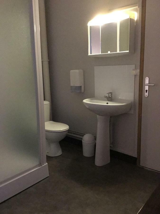 Au Chabichou Hotell Niort Eksteriør bilde