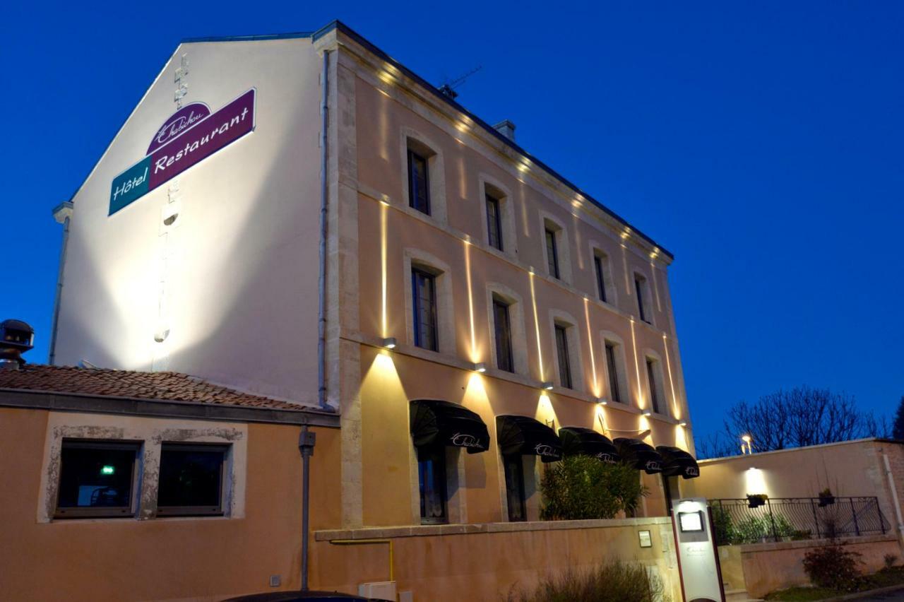 Au Chabichou Hotell Niort Eksteriør bilde